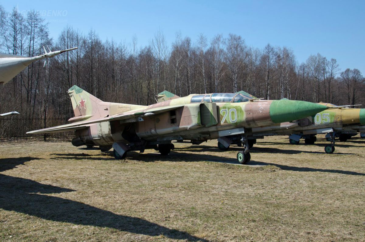  МиГ-23УБ