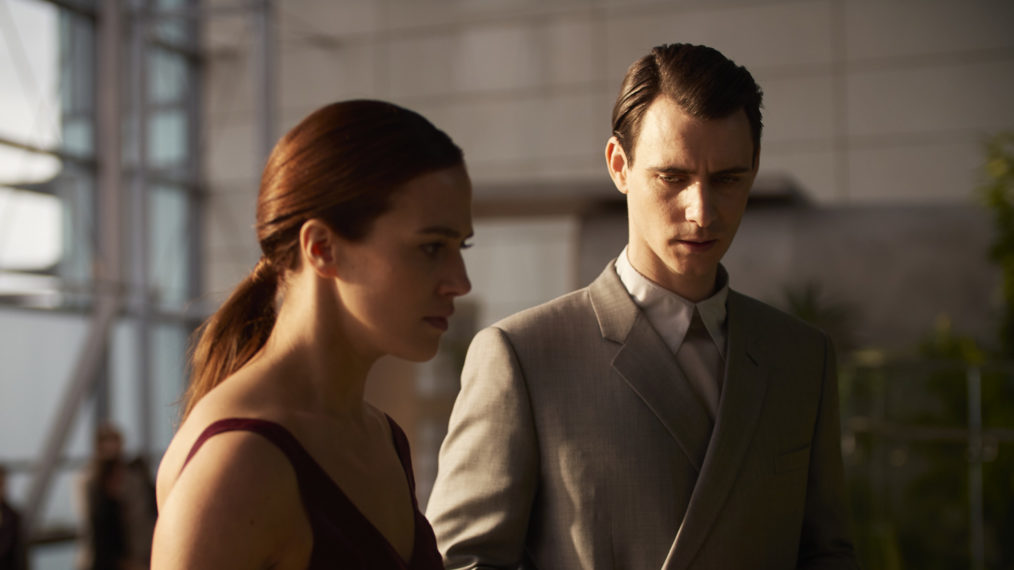 harry lloyd jessica brown findlay brave new world season 1 1014x570