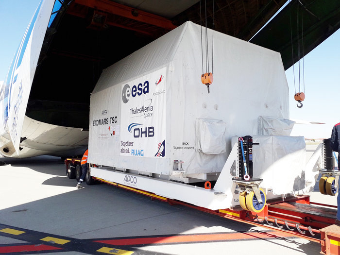 ExoMars landing platform arrival in Italy node full image 2