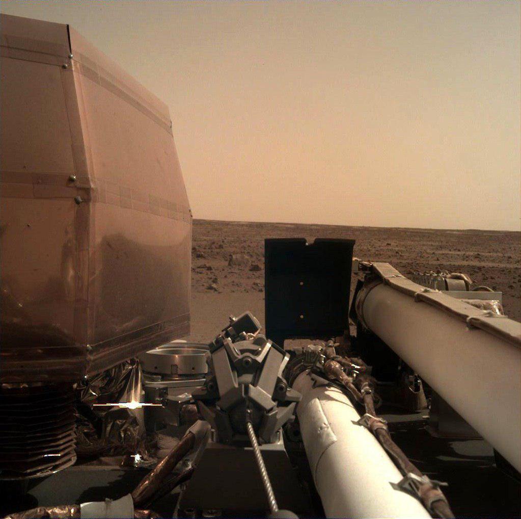 Качественное фото с Марса от inSight. Credits: NASA