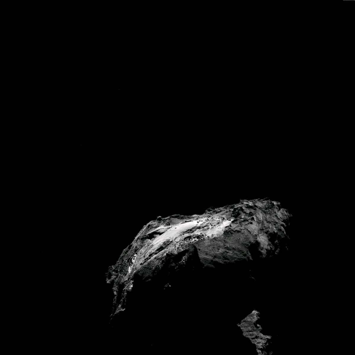 Comet on 21 April 2016 OSIRIS wide angle camera 1